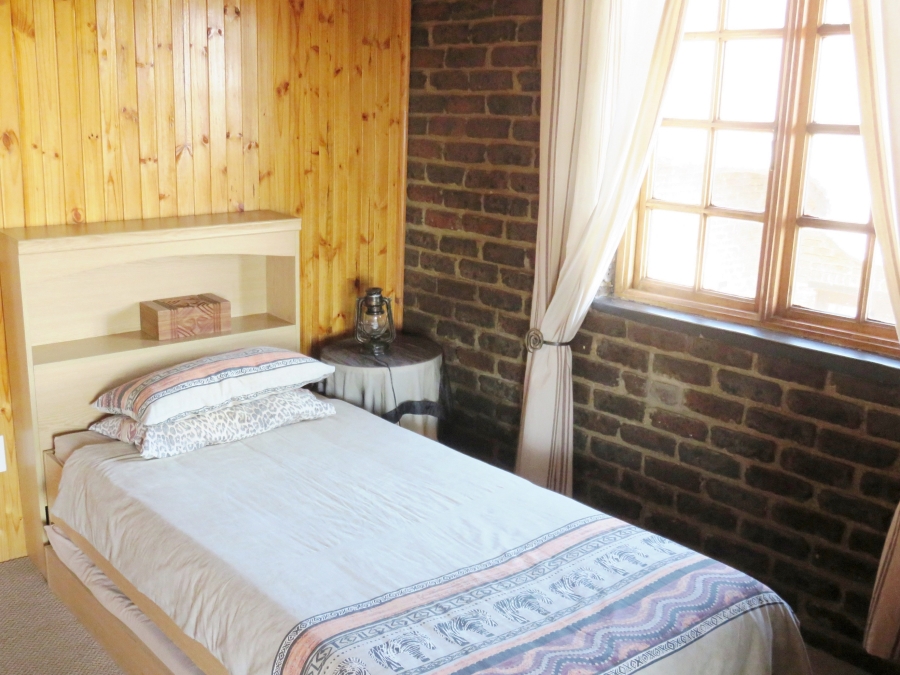 5 Bedroom Property for Sale in Oranjeville Free State